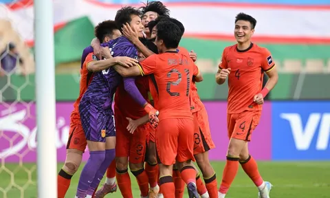 Đánh bại Uzbekistan sau loạt luân lưu, Trung Quốc gặp Việt Nam ở bán kết