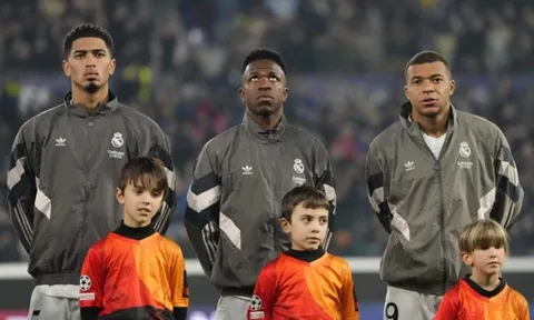 Huấn luyện viên Jurgen Klopp khiến Real Madrid vỡ mộng, Mbappe bảo vệ đồng đội