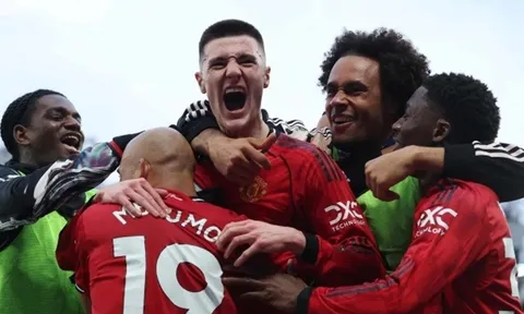 Vòng 24 Premier League: Man United thắng kịch tính, Man City bị Tottenham cầm hòa