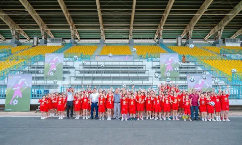 Lan tỏa cảm hứng bóng đá nữ nhân Ngày Quốc tế Phụ nữ