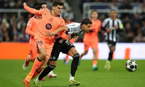 Barcelona chật vật cầm hòa Newcastle ở lượt đi vòng 16 đội Champions League
