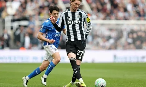 Garnacho gây thất vọng, Chelsea muốn đổi người với Newcastle United