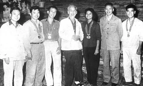 Hình ảnh Chủ tịch Hồ Chí Minh tại Bảo tàng Olympic châu Á