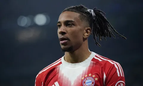 Olise sắp vượt Messi, huấn luyện viên Kompany làm nên lịch sử