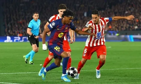 Barcelona gục ngã trước Atletico Madrid ở lượt đi tứ kết Champions League