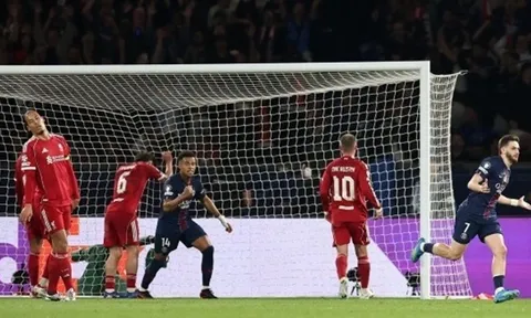 Huấn luyện viên Arne Slot nhận phán quyết về tương lai