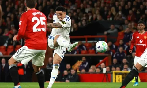 Man United thua sốc Leeds ngay tại Old Trafford