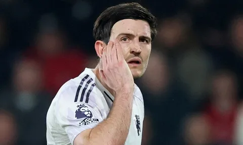 Erling Haaland "xoáy sâu" vào nỗi đau của Man United