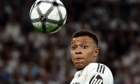 Kylian Mbappe lập kỷ lục chưa từng có, châu Âu dậy sóng vì thẻ đỏ của Camavinga