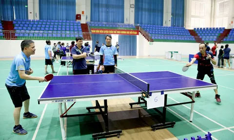 120 vận động viên tranh tài  Giải Bóng bàn các câu lạc bộ tỉnh Lai Châu lần thứ VI 