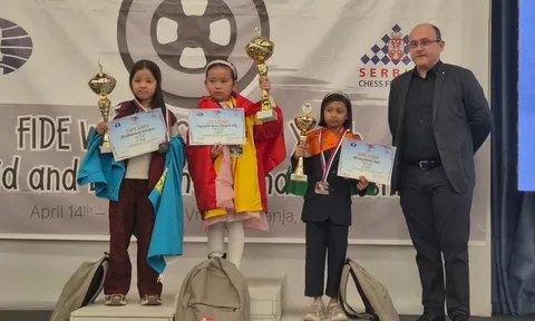 Kỳ thủ 8 tuổi giành huy chương vàng Giải cờ Vua thanh thiếu niên thế giới 2026