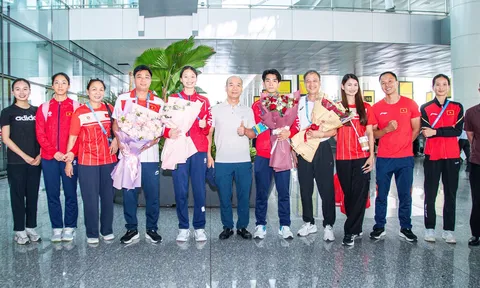 Đội tuyển điền kinh và đua thuyền Việt Nam trở về từ ABG6 