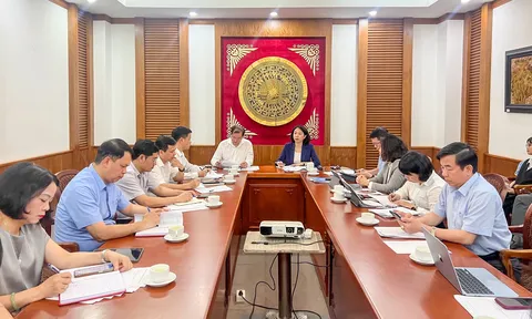 Đẩy mạnh công tác chuẩn bị Liên hoan Phim quốc tế Hà Nội lần thứ VIII