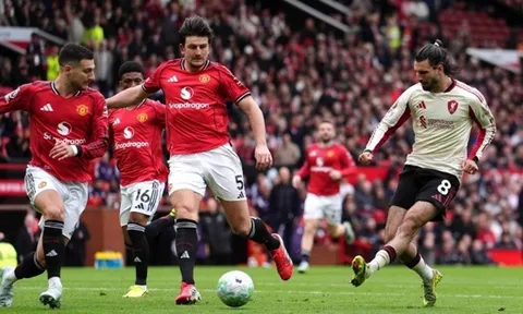 Man United đoạt vé dự Champions League sau trận thắng Liverpool