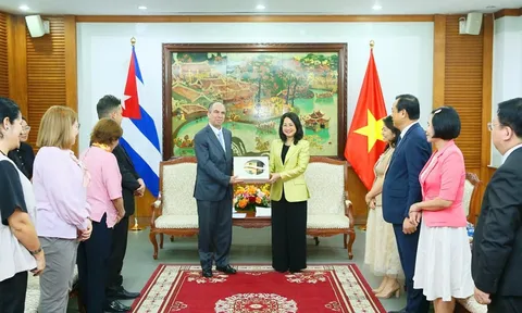 Việt Nam - Cuba tăng cường hợp tác Văn hóa, Thể thao và Du lịch
