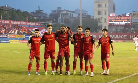 Vòng 22 V.League 2025-2026: Ninh Bình chiếm vị trí thứ 3 của Hà Nội