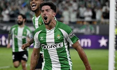 Antony cùng Real Betis lập kỳ tích sau hơn 2 thập kỷ