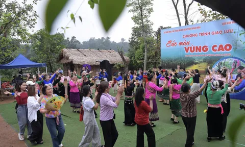 Chuyển giao Làng Văn hóa - Du lịch các dân tộc Việt Nam về UBND thành phố Hà Nội quản lý từ ngày 1/7