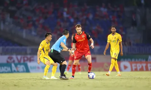 Vòng 23 V.League 2025-2026: Ninh Bình tiến gần tốp 2, Becamex TP.HCM lâm nguy