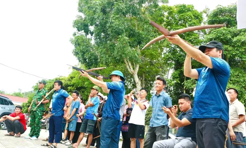 Hơn 500 vận động viên tranh tài Đại hội Thể dục thể thao xã Pa Tần lần thứ I 