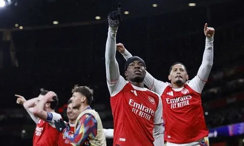 Arsenal nhận thưởng lớn sau chức vô địch Premier League