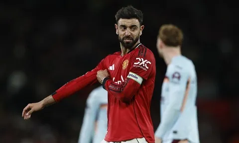 Bruno Fernandes chạm đỉnh, Man United săn 2 "bom tấn"