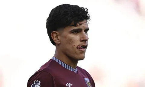 Đội hình West Ham bị "xâu xé" sau khi xuống hạng