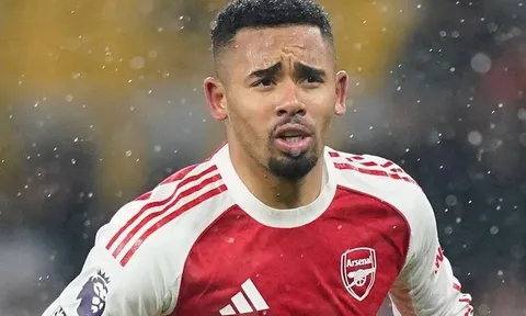 Arsenal quyết tâm làm mới đội hình
