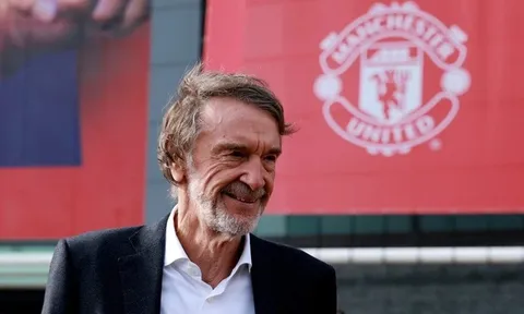 Sir Jim Ratcliffe đứng trước cơ hội tăng quyền kiểm soát Man United
