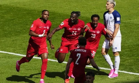 Canada giành điểm số đầu tiên trong lịch sử World Cup
