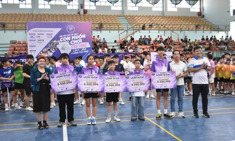 Hơn 600 vận động viên tham dự Giải Cầu lông trao suất học bổng cho các em có hoàn cảnh đặc biệt