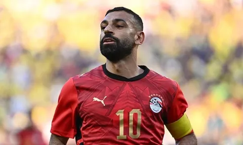 FIFA yêu cầu Ai Cập sửa áo đấu, tuyển Anh nhận lại đồ bị mất