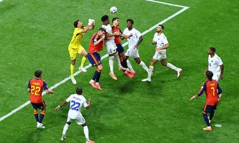 Cape Verde gây địa chấn khi cầm hòa Tây Ban Nha trong ngày ra mắt World Cup
