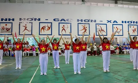 Hơn 280 vận động viên tranh tài Giải các Câu lạc bộ Thể dục dưỡng sinh, dân vũ TP. Cần Thơ mở rộng 