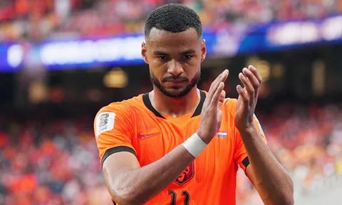 Gakpo chịu biến cố gia đình, huấn luyện viên Scotland từ chức sau thất bại tại World Cup