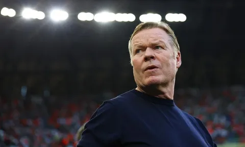 Huấn luyện viên Koeman chia tay tuyển Hà Lan, Sutton chỉ trích cách Martinez sử dụng Ronaldo