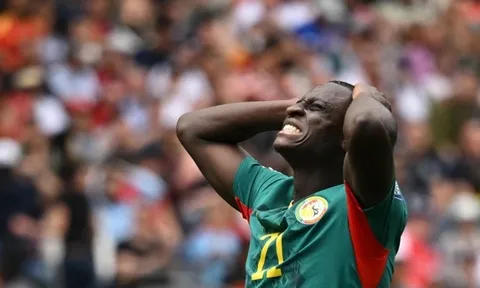 Bê bối của Senegal bị phanh phui, Mahrez chia tay đội tuyển Algeria sau World Cup
