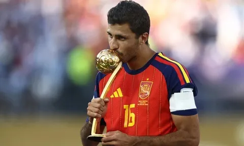 Quả bóng Vàng World Cup 2026 thành "món hàng" nóng nhất mùa hè 2026