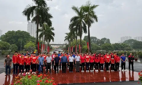 Trung tâm Đào tạo Vận động viên cấp cao Quốc gia dâng hương các Anh hùng liệt sĩ, tiếp lửa khát vọng cống hiến
