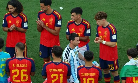 FIFA bác bỏ nghi án dàn xếp tại World Cup 2026, John Stones thành "hàng hot" chuyển nhượng