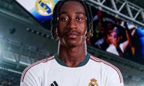Real Madrid sắp nổ "bom tấn" Diomande, Ronaldo lấn sân điện ảnh