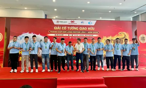 Kết thúc Giải cờ Tướng giao hữu quốc tế Cúp Kim Long Motor lần thứ I: Đội “Quảng Đông Thập Hổ” giành chiến thắng!