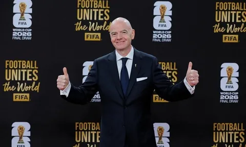 UEFA triệu tập họp khẩn, căng thẳng với FIFA leo thang