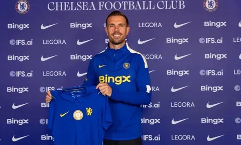 Chelsea gây bất ngờ với Jordan Henderson
