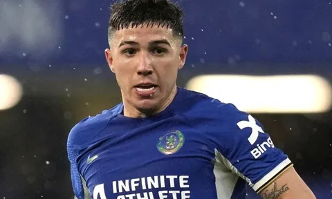 Chelsea quyết giữ Enzo Fernandez, Alvarez gây sức ép để tới Barcelona