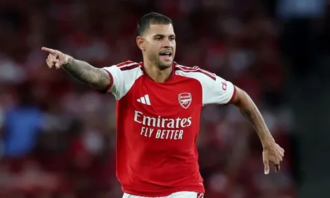 Real Madrid thắng nhọc, Arsenal chạy đà, Chelsea mở cửa bán Enzo Fernandez