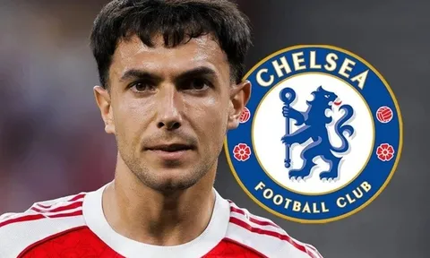 Chuỗi biến động làm dậy sóng Premier League?