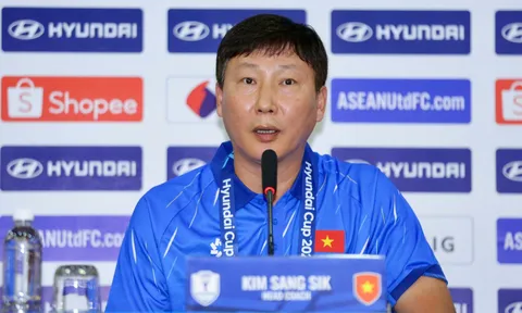 Huấn luyện viên Kim Sang-sik: “Đội tuyển Việt Nam quyết thắng trên sân Mỹ Đình”
