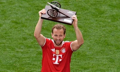Harry Kane tự tin cạnh tranh Quả bóng Vàng sau mùa giải bùng nổ
