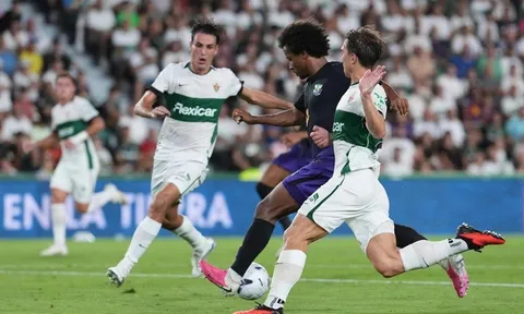 Barcelona thắng đậm trận ra quân La Liga